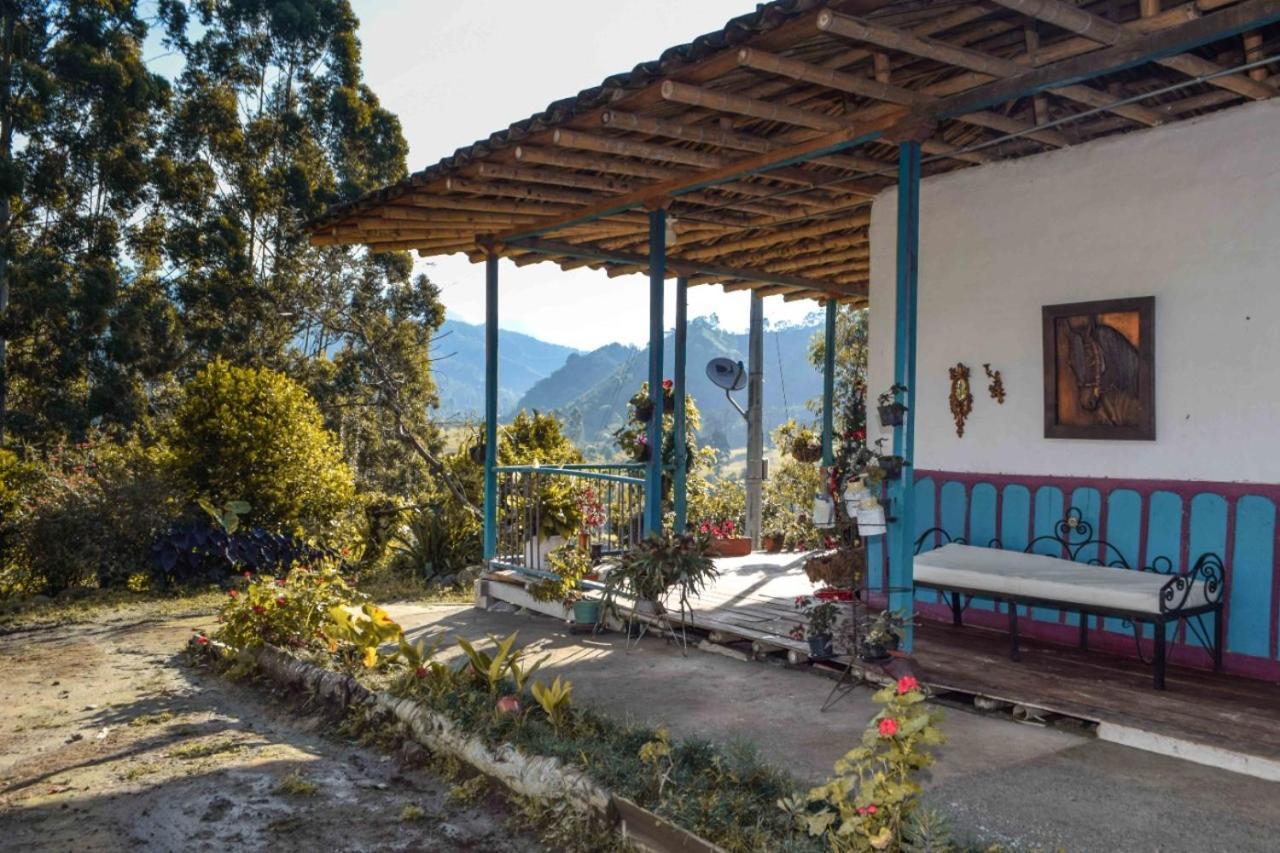 Hostal Rural La Montana Alquiyapura Salento Bagian luar foto